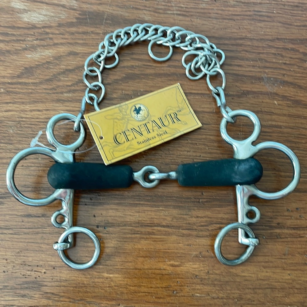 Centaur rubber snaffle double rein. 5”